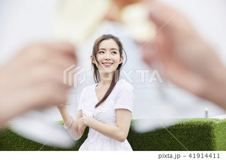 乾杯 女性 女 41914411