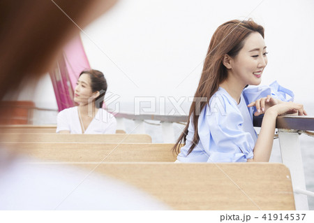 海 女性 女 41914537