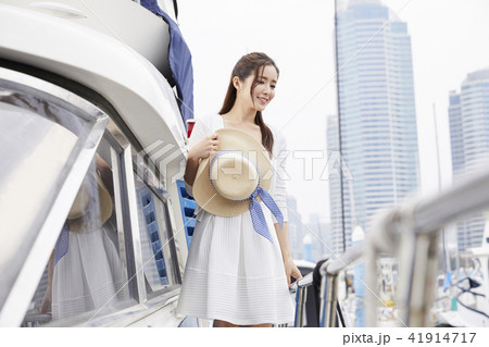 ボート 女性 女 41914717