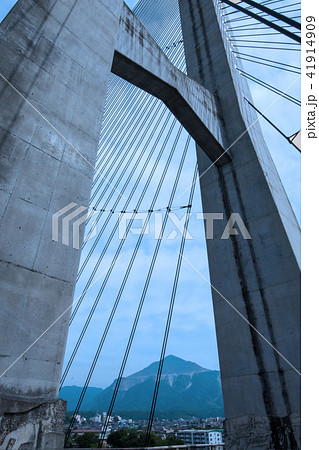 秩父公園橋より 武甲山 秩父公園橋より 武甲山 41914909