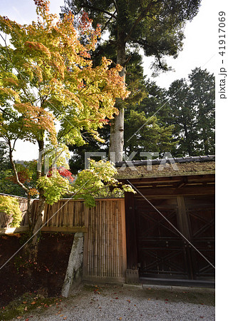 修学院離宮 中離宮の林丘寺表門としての中門 修学院離宮 中離宮の林丘寺表門としての中門 41917069
