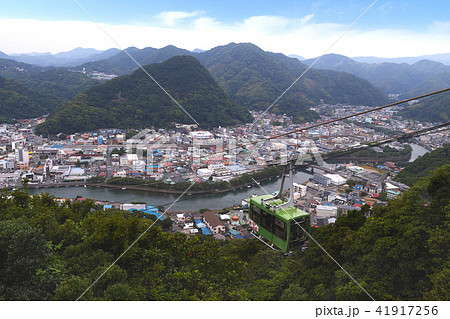 寝姿山山頂駅からの眺望 下田ロープウェイ(寝姿山ロープウェイ)と下田の街並み 寝姿山山頂駅からの眺望 下田ロープウェイ(寝姿山ロープウェイ)と下田の街並み 41917256