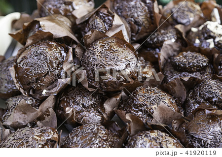 Homemade chocolate cupcakes 41920119