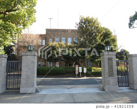 東京海洋大学越中島キャンパス（正門・1号館） 41921359