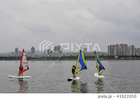 ウィンドサーフィン 漢江 ソウル 41922050