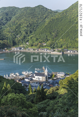 﨑津教会を見る集落風景 41927170