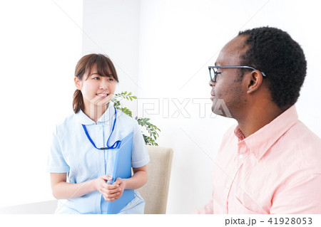 医療と外国人 41928053