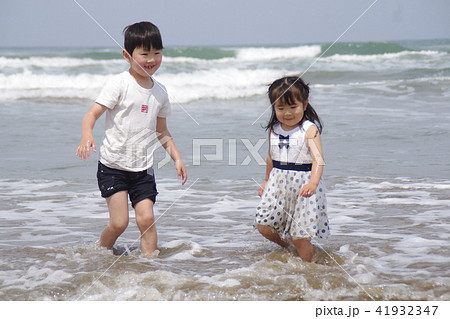 兄妹で海遊び 兄妹で海遊び 41932347