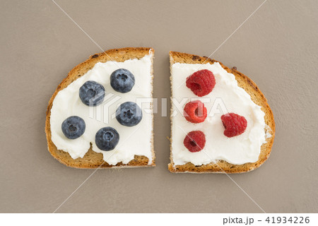 Sandwich cut in half Sandwich cut in half 41934226