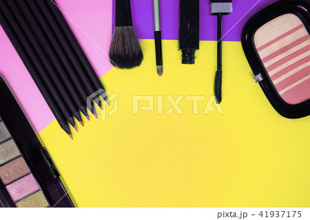 flat lay cosmetic makeup accessories  41937175