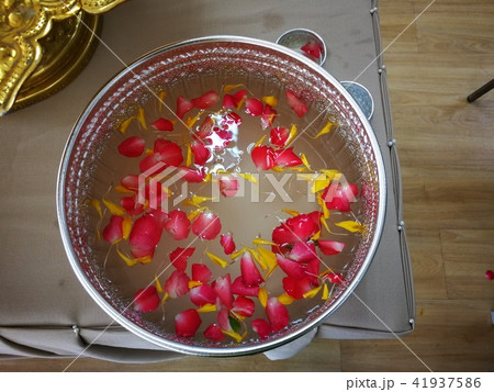 procedure of Buddhist praying from Buddha statue procedure of Buddhist praying from Buddha statue 41937586
