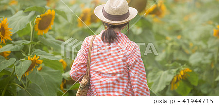 女性 女性 41944715