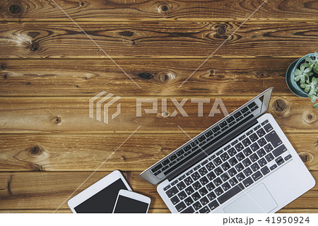 デスクワークイメージ 41950924