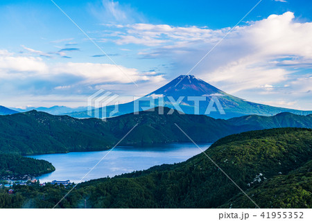 《神奈川県》箱根から、爽やかな夏富士 41955352