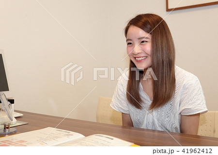 医療面接カワイイ女性一人1 医療面接カワイイ女性一人1 41962412