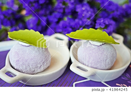 Set of afternoon tea in lavender theme. Daifuku. Set of afternoon tea in lavender theme. Daifuku. 41964245