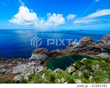 《伊豆諸島　神津島》 神津島の夏と千両池 41965493