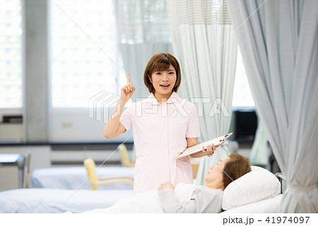 医療 看護 女性 医療 看護 女性 41974097