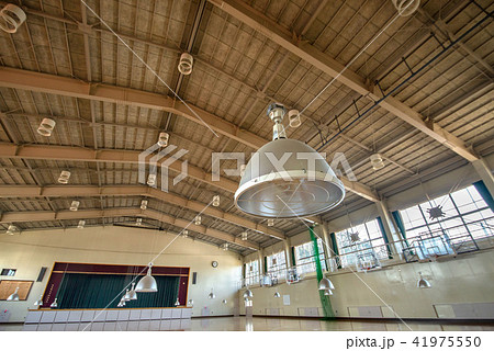 体育館の照明器具交換 41975550