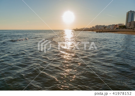 Beach landscape at dawn 41978152