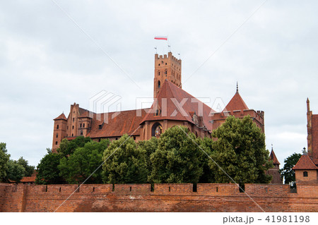 Malbork castle, medieval teutonic castle in Poland Malbork castle, medieval teutonic castle in Poland 41981198