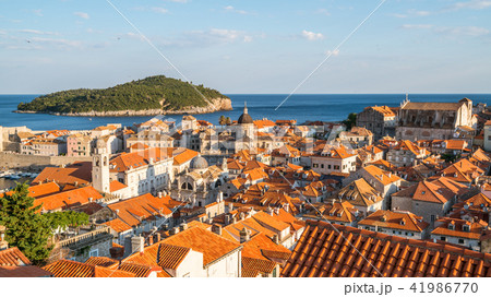 Panoramic view of Dubrovnik old town in Croatia Panoramic view of Dubrovnik old town in Croatia 41986770