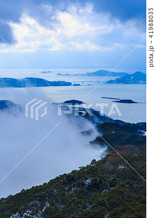 稲佐山展望台から雪景色 【長崎県長崎市】 稲佐山展望台から雪景色 【長崎県長崎市】 41988035