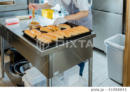 パン屋さん 41988843