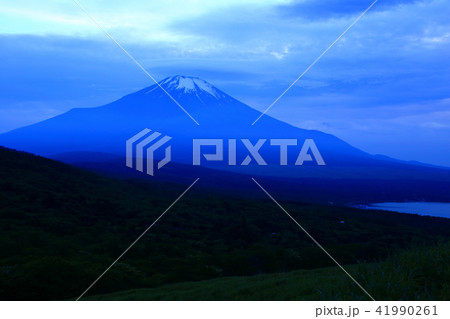 夕暮れの富士山 夕暮れの富士山 41990261
