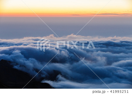 立山からみる夕景と雲海 立山からみる夕景と雲海 41993251