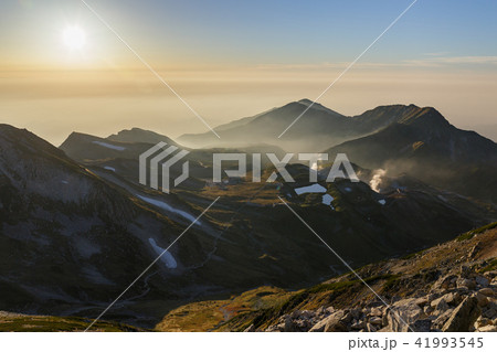 雄山からみる室堂・大日連山の夕景 雄山からみる室堂・大日連山の夕景 41993545