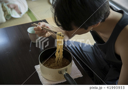 ぼろアパートの住人 41993933