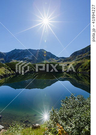 みくりが池と立山連峰 みくりが池と立山連峰 41994227