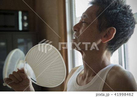 ぼろアパートの住人 41998462