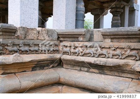 Bas-relief, Panchakuta Basadi, Kambadahalli Bas-relief, Panchakuta Basadi, Kambadahalli 41999837
