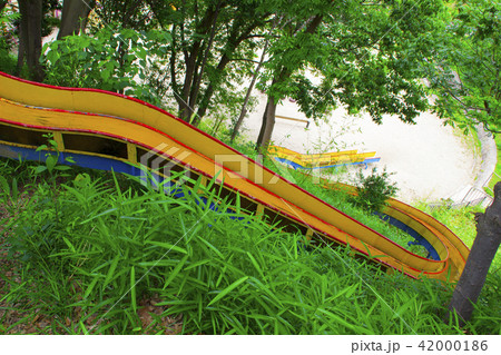神戸総合運動公園・冒険のくに・滑り台/兵庫県神戸市須磨区緑台 神戸総合運動公園・冒険のくに・滑り台/兵庫県神戸市須磨区緑台 42000186
