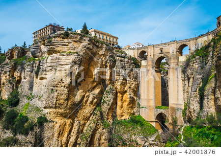 the Tajo Gorge and stone bridge, Ronda, Spain 42001876