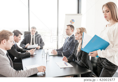 Business people meeting Business people meeting 42001977
