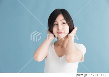 白T・女性・ブルーバック 42010479