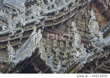 タイのお寺 サンクチュアリー・オブ・トゥルース 42015609