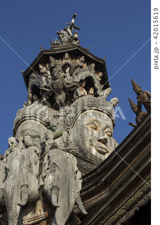 タイのお寺 サンクチュアリー・オブ・トゥルース 42015619