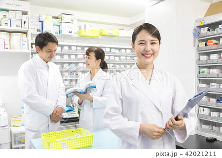 薬局　調剤薬局 42021211