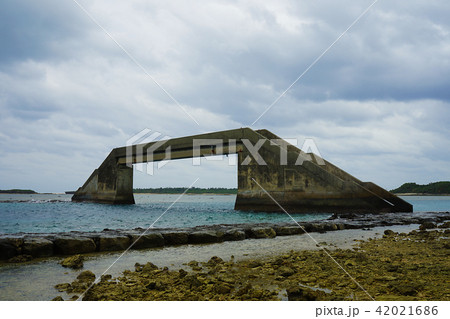 沖縄県久米島・シールガチ橋 沖縄県久米島・シールガチ橋 42021686