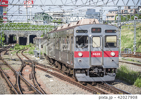 【田園都市線 8500系 梶ヶ谷駅】 【田園都市線 8500系 梶ヶ谷駅】 42027908