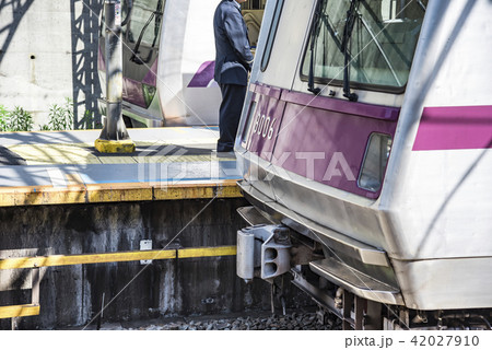 【東急　田園都市線　メトロ8000系　鷺沼駅】 42027910
