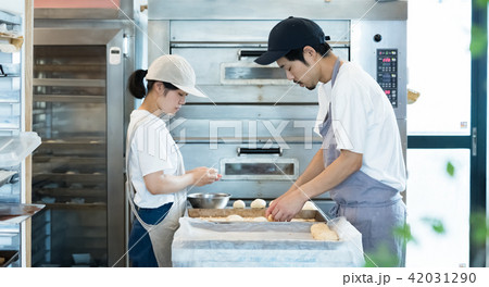 パン屋さん パン屋さん 42031290