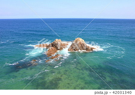 福岡県糸島市志摩桜井 時化の二見ヶ浦夫婦岩_改修後2018年撮影 42031340