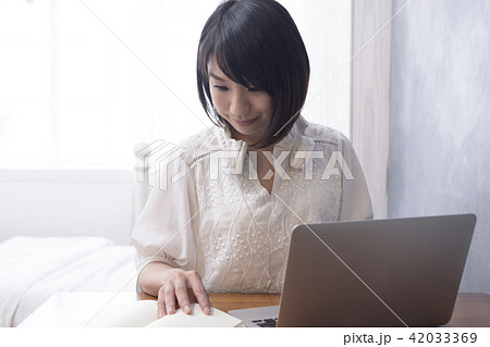 PC パソコン コンピュータ 42033369