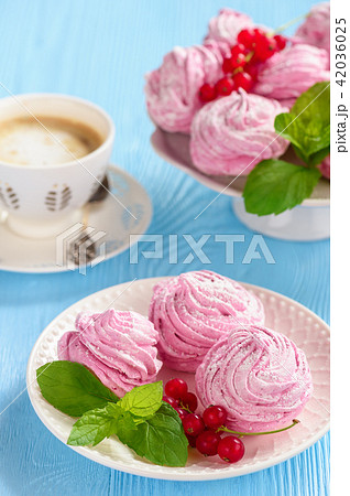 Homemade berry zephyr or marshmallow. Homemade berry zephyr or marshmallow. 42036025