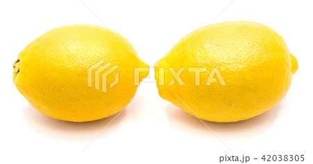 Fresh lemon isolated on white 42038305